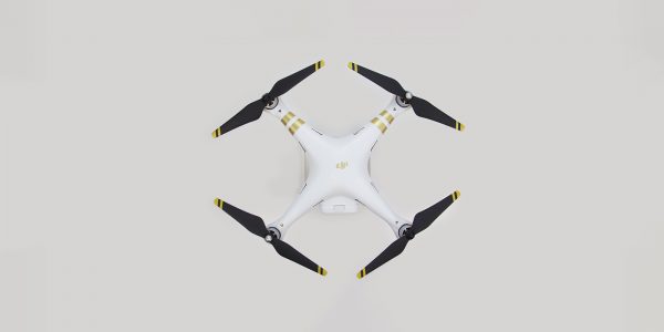 DJI Phantom 3 vs Phantom 4